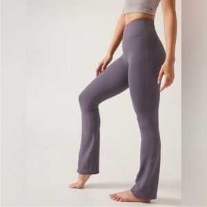 Athleta Transcend Slim Pant Wide Leg Flared Yoga Pants Dusky Violet Small Petite